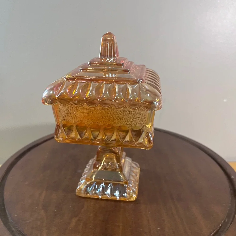 Vtg Westmoreland Marigold Carnival Glass Wedding Cake Box Footed Candy Dish Lid
